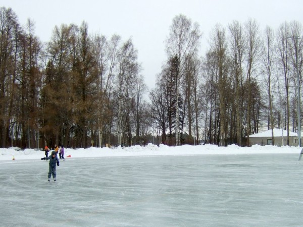 Ice skating Lauttasaari